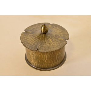 Roycroft Arts & Crafts Hammered Brass Over Copper Inkwell, Circa 1920s