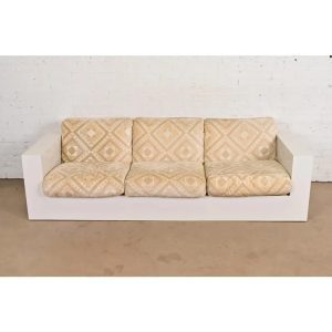 Milo Baughman for Thayer Coggin Mid-Century Modern Tuxedo Sofa, Circa 1970s