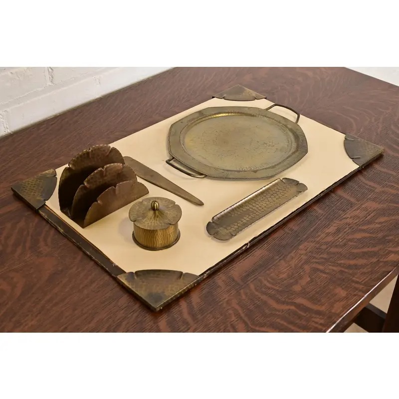 Roycroft Arts & Crafts Hammered Brass Over Copper Letter Rack - Image 12