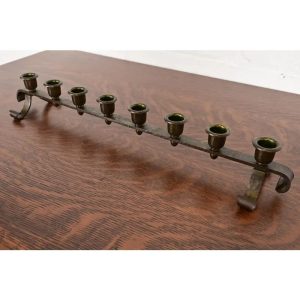 Roycroft Arts & Crafts Hammered Copper Eight-Light Candelabra
