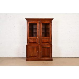 Ethan Allen British Colonial Carved Cherry Wood Lighted Breakfront Bookcase Cabinet