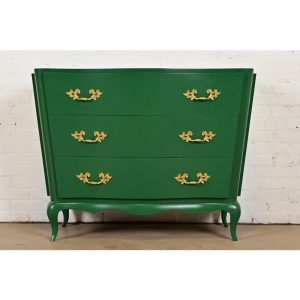 Grosfeld House French Provincial Louis XV Green Lacquered Chest of Drawers or Commode, Newly Refinished