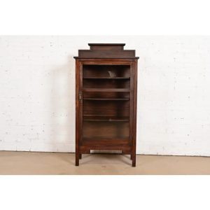 Limbert Style Antique Mission Oak Arts & Crafts Bookcase or China Cabinet, Circa 1905