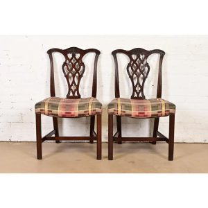 Baker Furniture Style Georgian Carved Mahogany Side Chairs or Dining Chairs, Pair