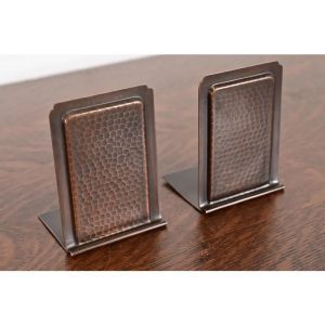 Roycroft Arts & Crafts Hammered Copper Bookends, Circa 1920s