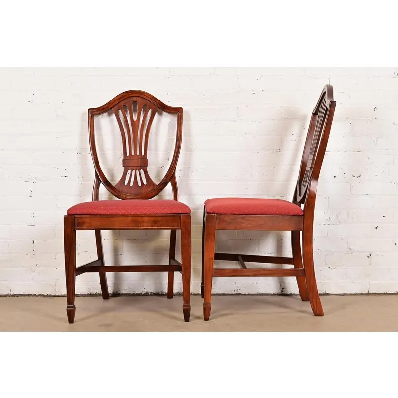 Baker Furniture Style Federal Mahogany Shield Back Dining Chairs, Pair - Image 10
