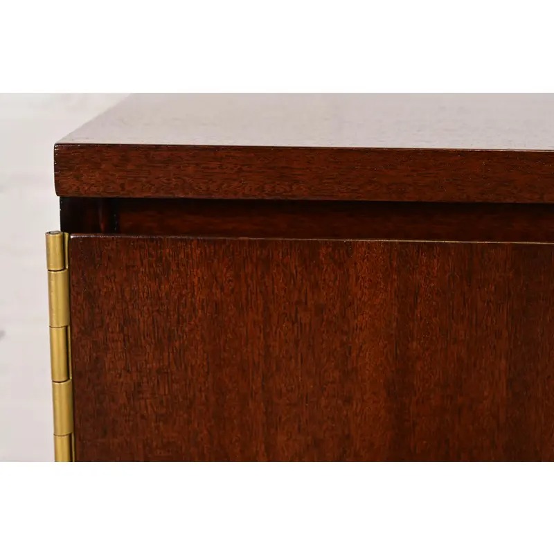 Paul McCobb Irwin Collection Mahogany and Brass Sideboard, Credenza, or Bar Cabinet, Newly Refinished - Image 10