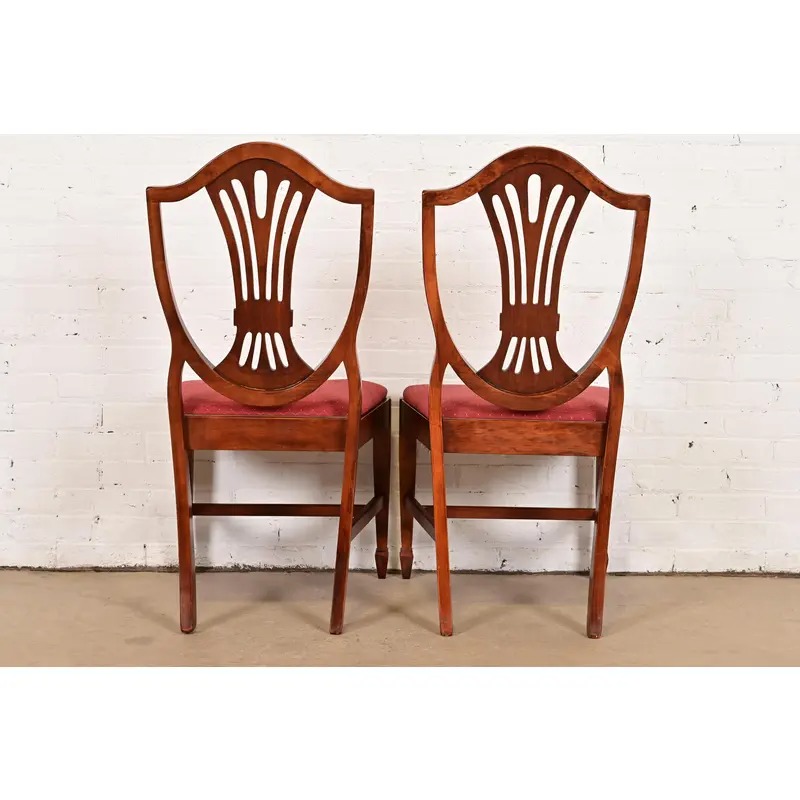 Baker Furniture Style Federal Mahogany Shield Back Dining Chairs, Pair - Image 11