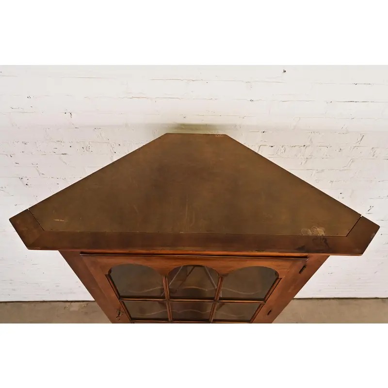 Henkel Harris Style Cherry Wood Corner Cabinet, Circa 1970s - Image 11