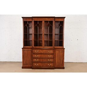 Henkel Harris Georgian Carved Mahogany Lighted Breakfront Bookcase Cabinet