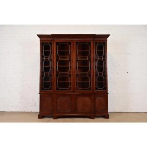Kindel Furniture Georgian Carved Mahogany Lighted Breakfront Bookcase Cabinet