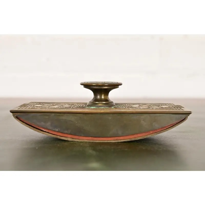 Tiffany Studios New York Bronze and Abalone Rocker Blotter - Image 2