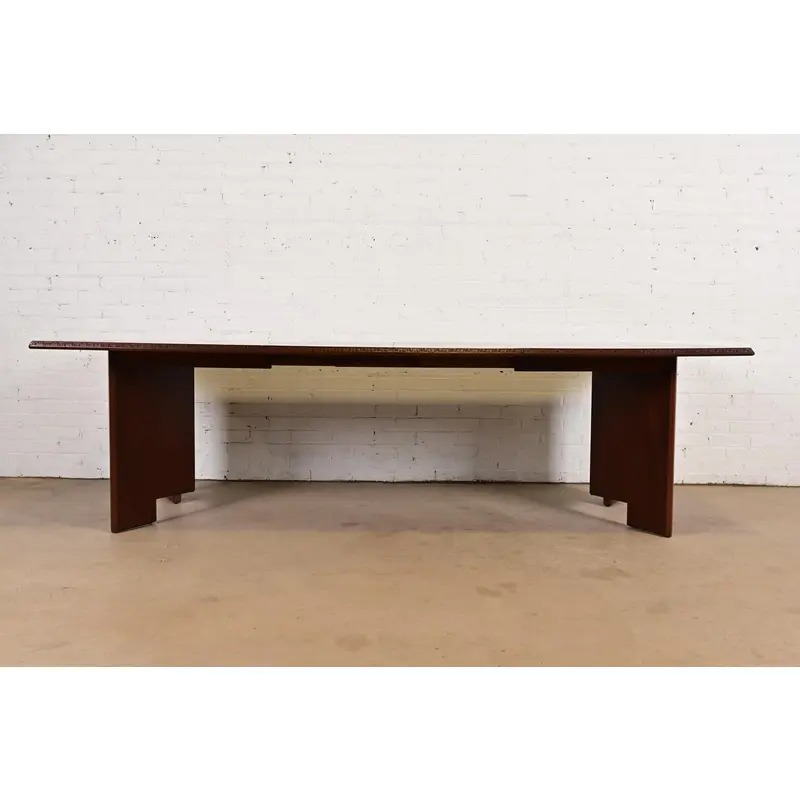 Frank Lloyd Wright for Heritage-Henredon Taliesin Mahogany Extension Dining Table, Newly Refinished - Image 3