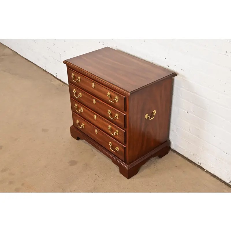 Henkel Harris Georgian Solid Mahogany Nightstand or Bachelor Chest - Image 3