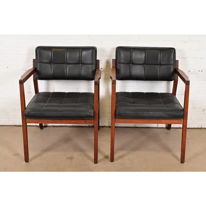 Jens Risom Style Mid-Century Modern Sculpted Walnut Lounge Chairs, Pair - Image 3