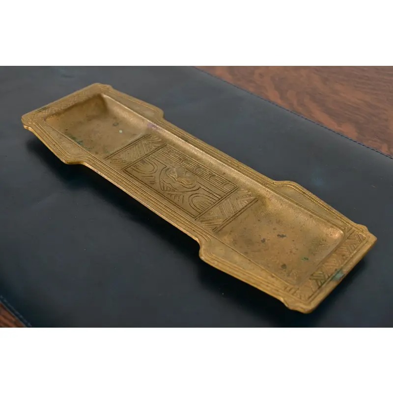 Tiffany Studios New York American Indian Pattern Bronze Doré Pen Tray - Image 3