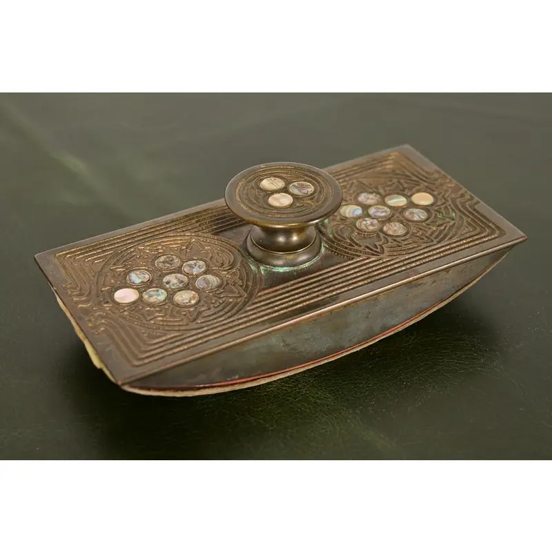 Tiffany Studios New York Bronze and Abalone Rocker Blotter - Image 3