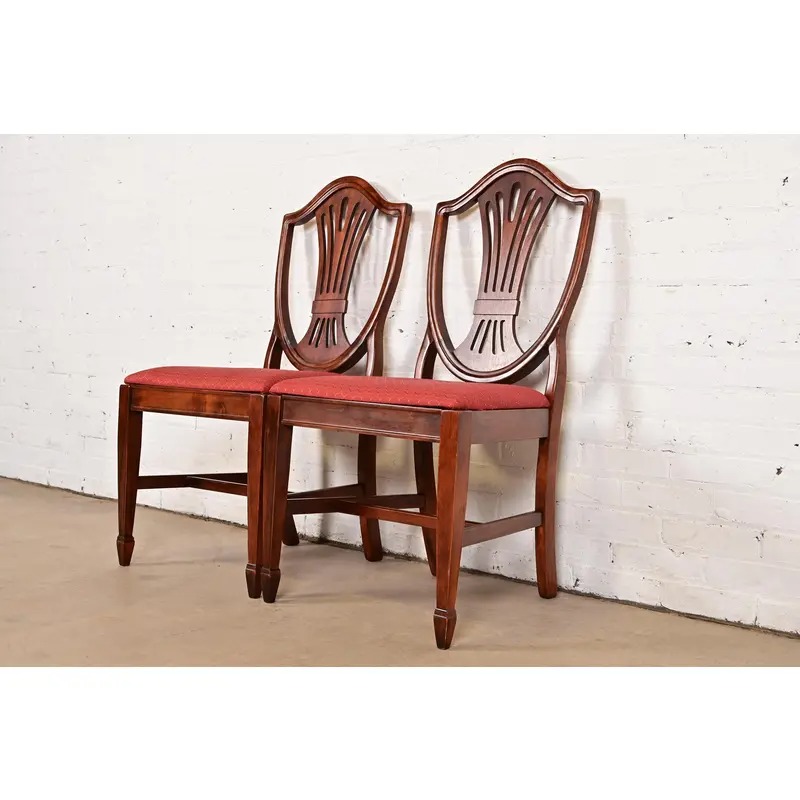Baker Furniture Style Federal Mahogany Shield Back Dining Chairs, Pair - Image 4