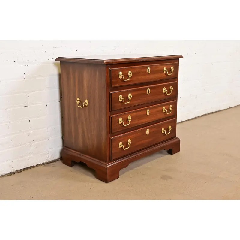 Henkel Harris Georgian Solid Mahogany Nightstand or Bachelor Chest - Image 4