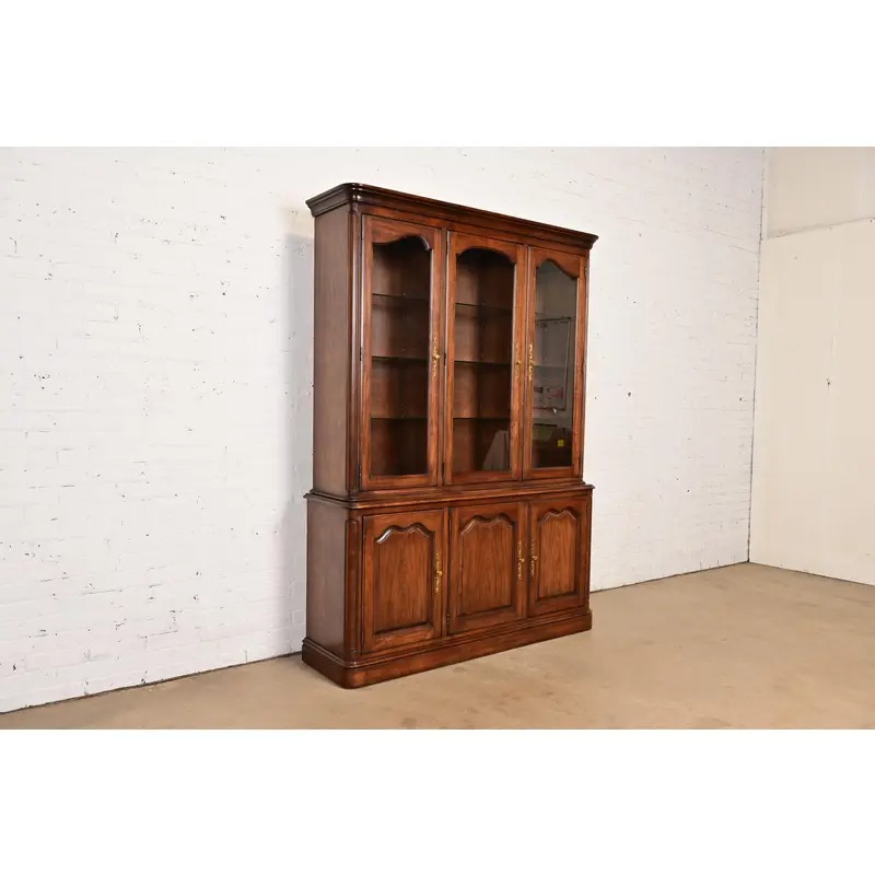 Kindel Furniture French Louis Philippe Lighted Breakfront Bookcase Cabinet - Image 4