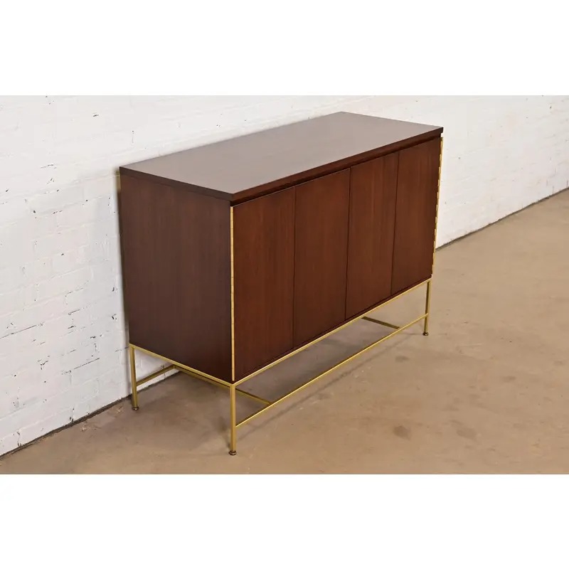 Paul McCobb Irwin Collection Mahogany and Brass Sideboard, Credenza, or Bar Cabinet, Newly Refinished - Image 4