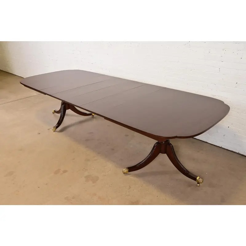 Stickley Georgian Mahogany Double Pedestal Extension Dining Table, Newly Refinished - Image 4
