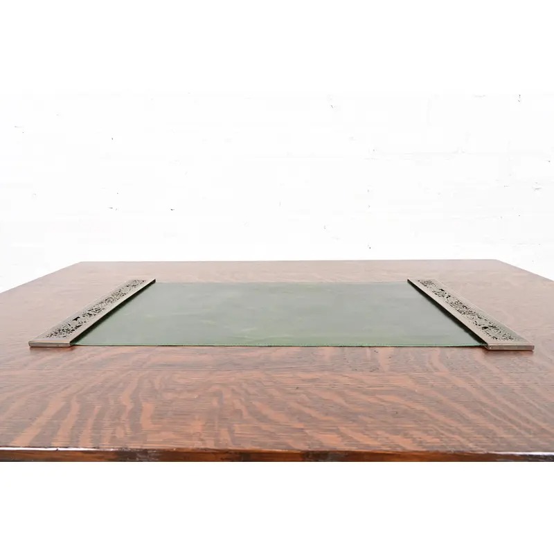Tiffany Studios New York Grapevine Bronze Blotter Ends With Leather Desk Blotter - Image 4