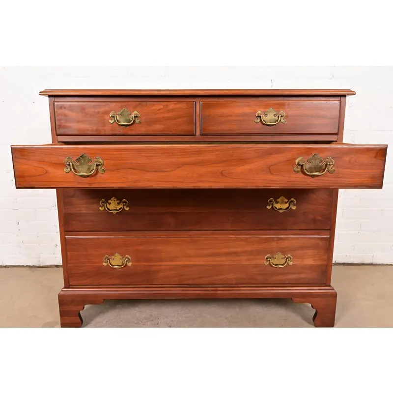 Henkel Harris Georgian Solid Cherry Wood Five-Drawer Dresser or Chest of Drawers, Circa 1960s - Image 5