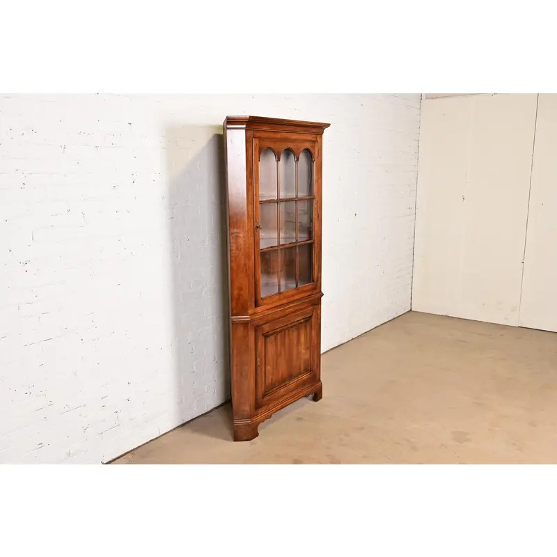 Henkel Harris Style Cherry Wood Corner Cabinet, Circa 1970s - Image 5