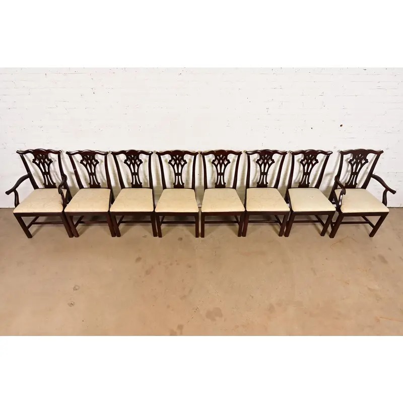 Kindel Furniture Georgian Carved Mahogany Dining Chairs, Set of Eight - Image 5