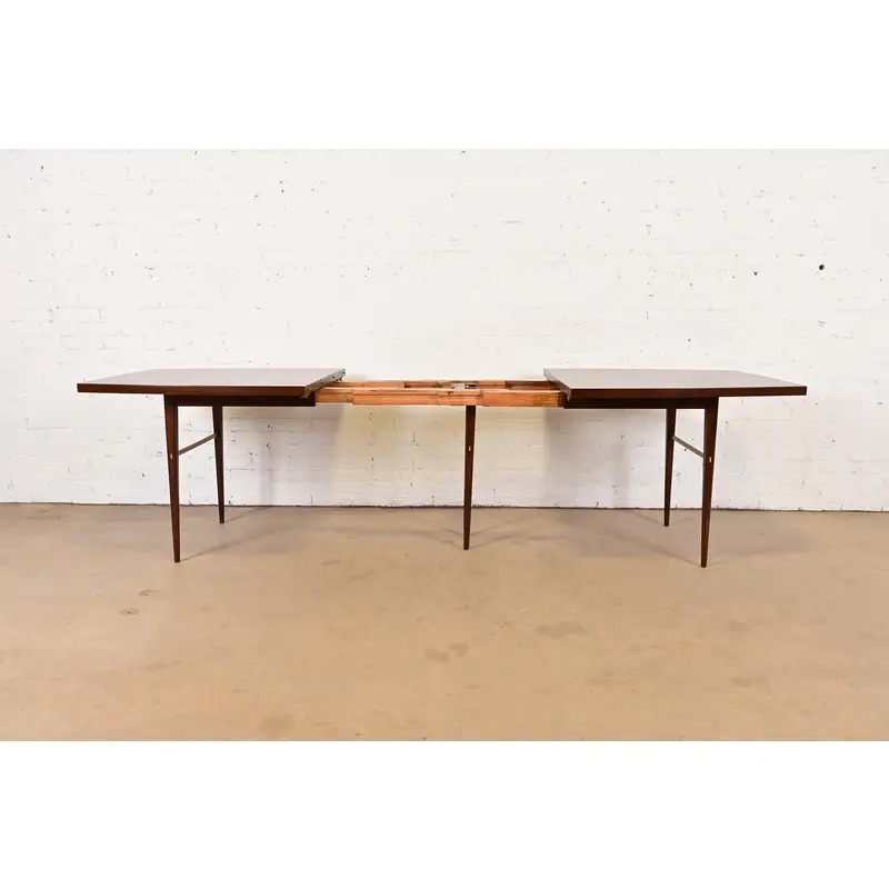 Paul McCobb for Directional Mid-Century Modern Walnut and Brass Extension Dining Table, Newly Refinished - Image 5