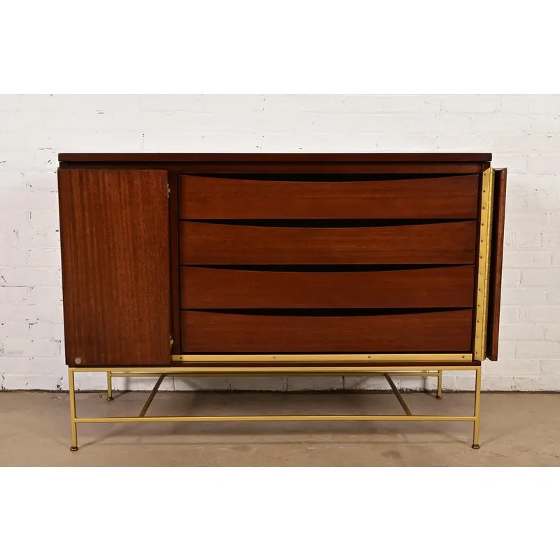 Paul McCobb Irwin Collection Mahogany and Brass Sideboard, Credenza, or Bar Cabinet, Newly Refinished - Image 5