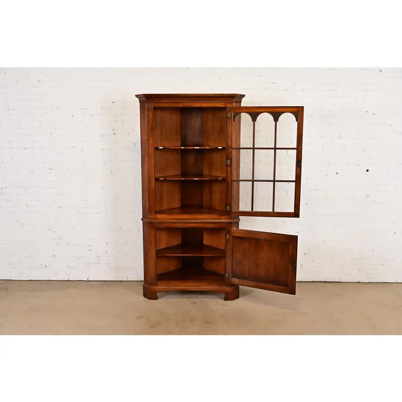 Henkel Harris Style Cherry Wood Corner Cabinet, Circa 1970s - Image 6