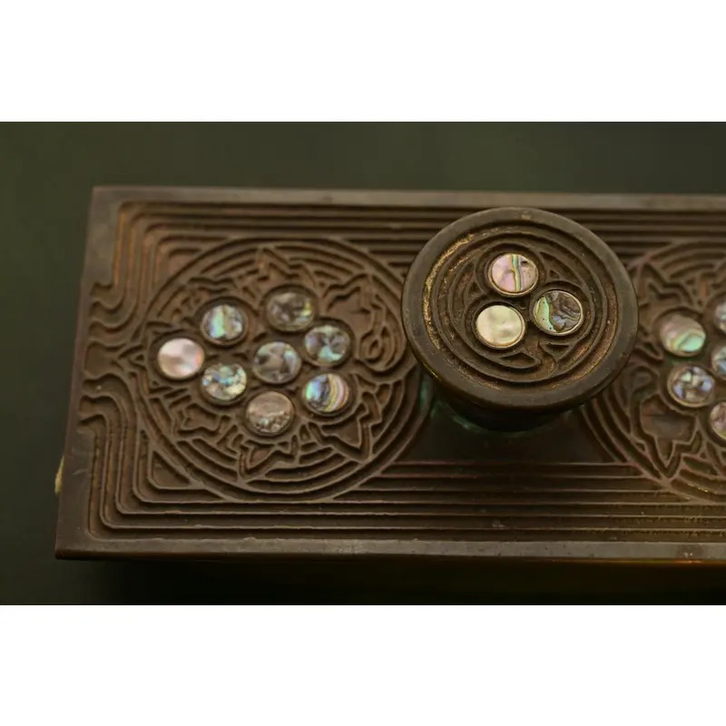 Tiffany Studios New York Bronze and Abalone Rocker Blotter - Image 6