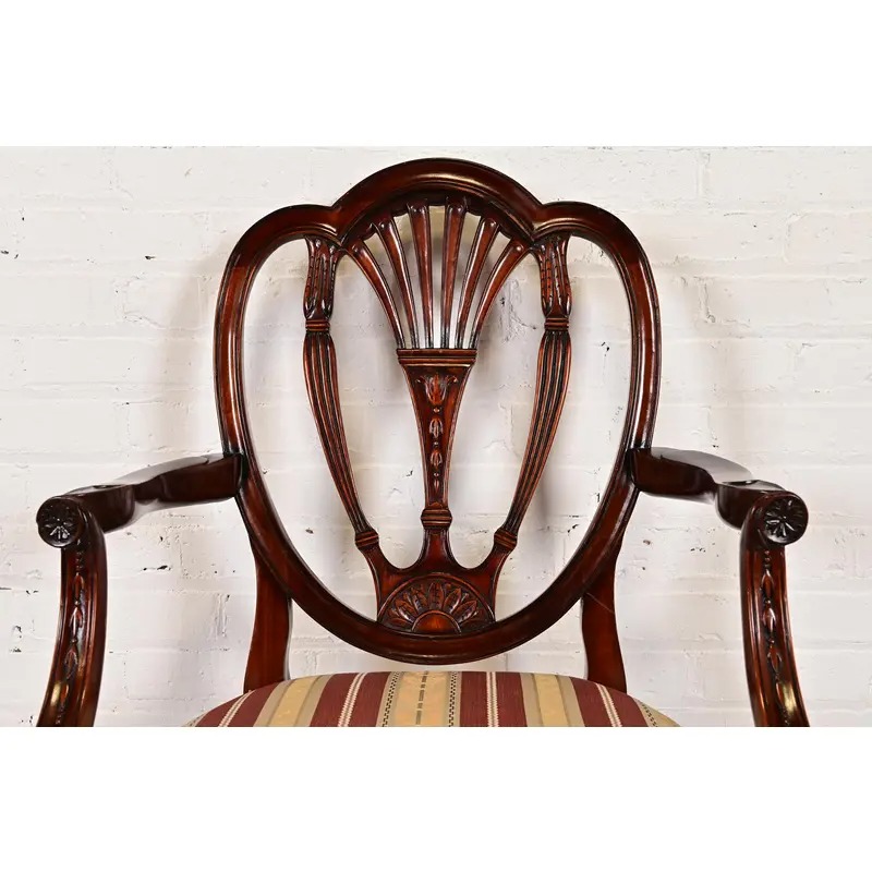 Baker Furniture Style Federal Carved Mahogany Shield Back Dining Chairs, Set of Six - Image 7