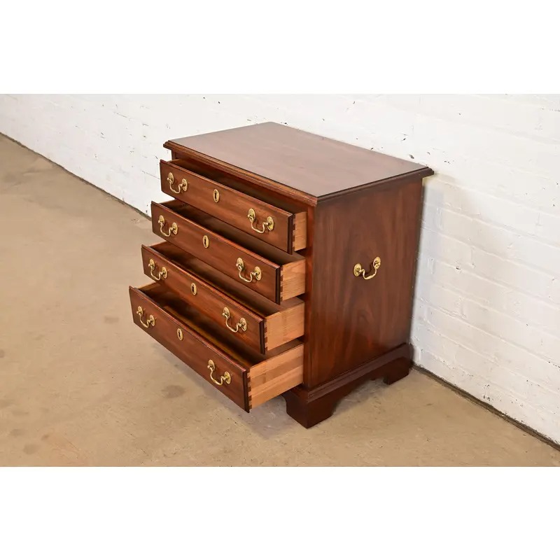Henkel Harris Georgian Solid Mahogany Nightstand or Bachelor Chest - Image 7