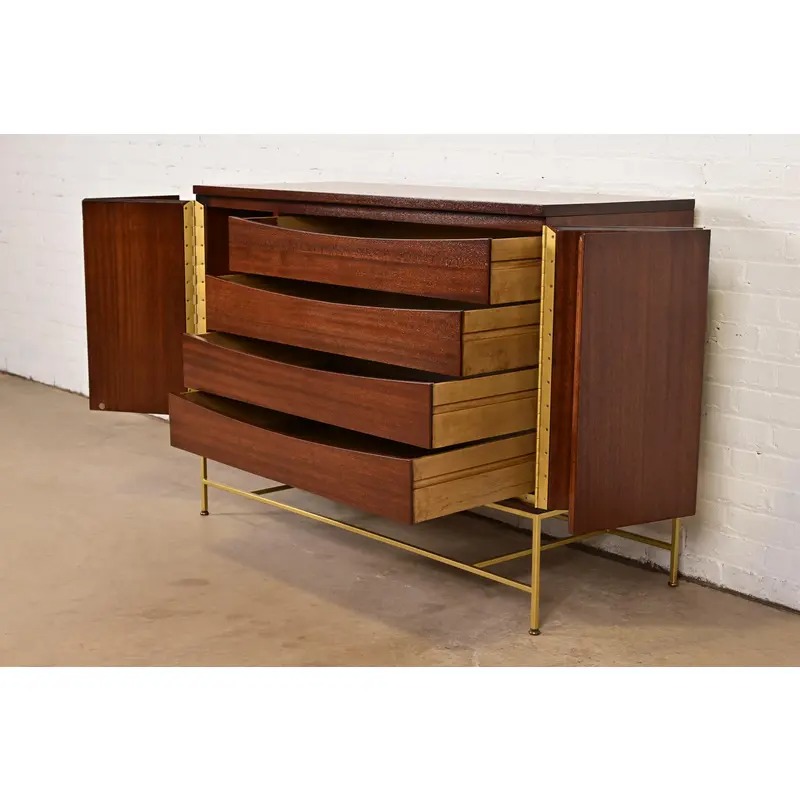 Paul McCobb Irwin Collection Mahogany and Brass Sideboard, Credenza, or Bar Cabinet, Newly Refinished - Image 7