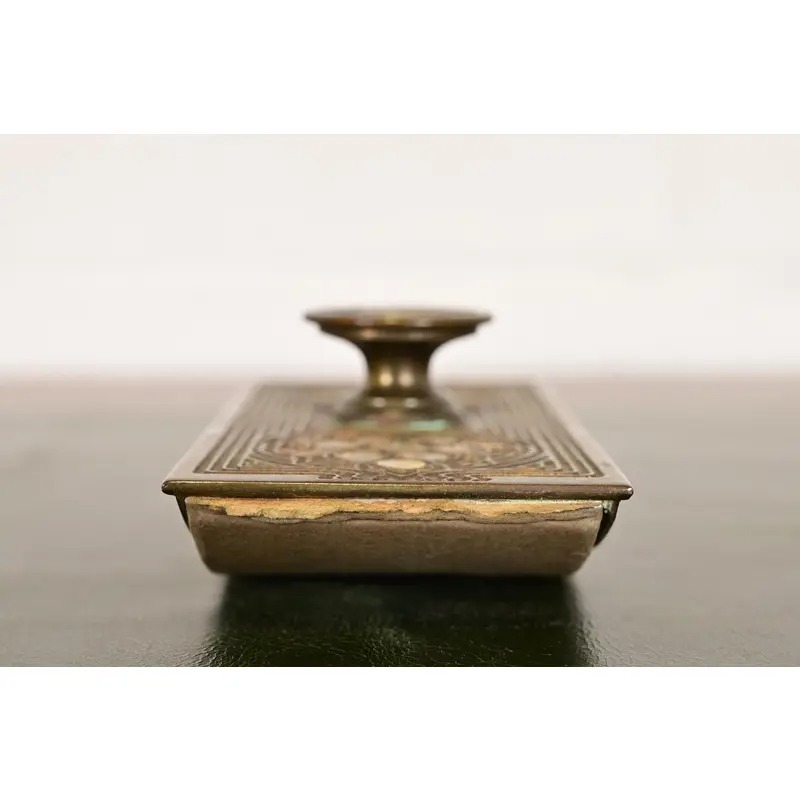 Tiffany Studios New York Bronze and Abalone Rocker Blotter - Image 7