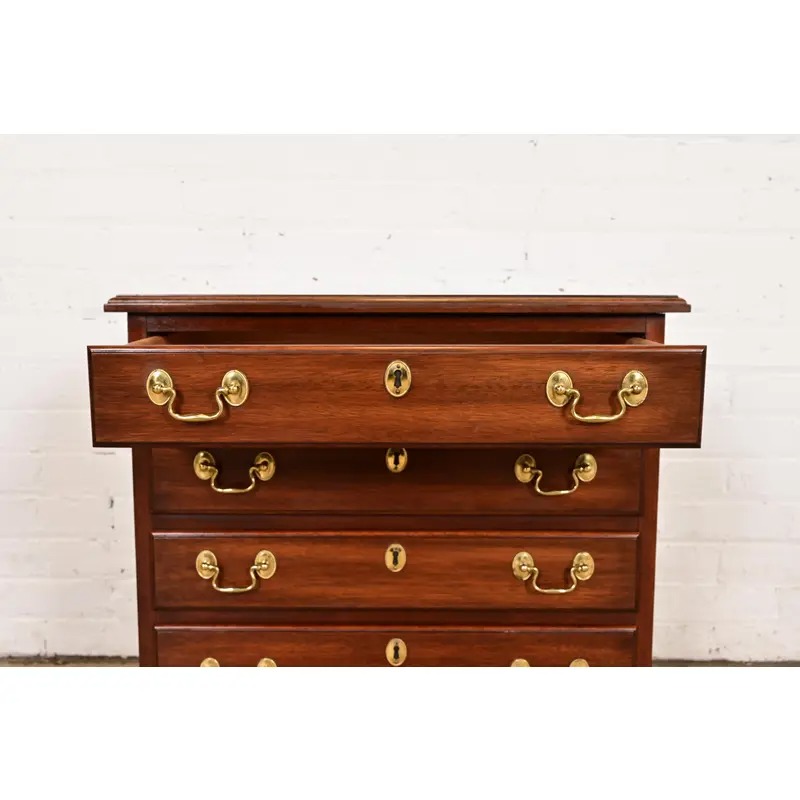 Henkel Harris Georgian Solid Mahogany Nightstand or Bachelor Chest - Image 8