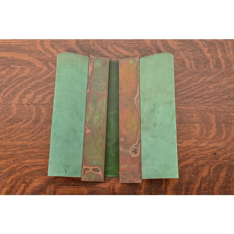 Tiffany Studios New York Grapevine Bronze Blotter Ends With Leather Desk Blotter - Image 8