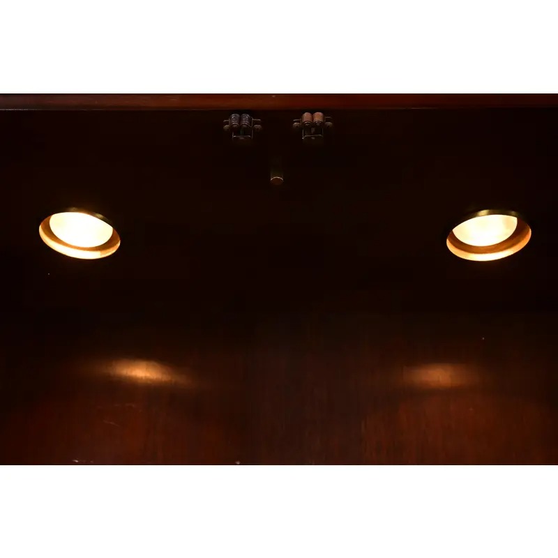 Stickley Chippendale Carved Flame Mahogany Lighted Breakfront Bookcase Cabinet - Image 9