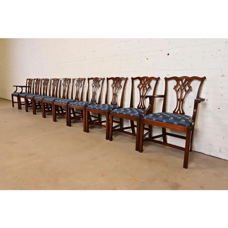 Baker Furniture Style Georgian Carved Mahogany Armchairs, Pair - Image 10