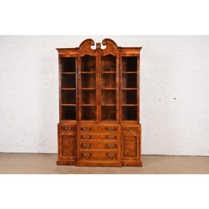 Henredon Georgian Carved Mahogany and Burl Wood Lighted Breakfront Bookcase Cabinet