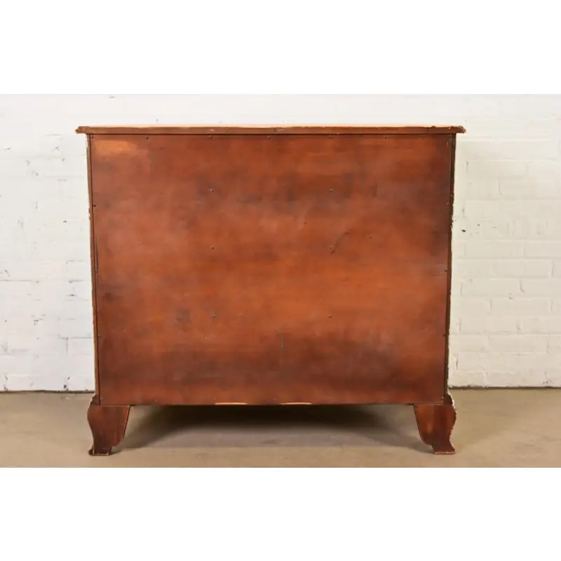 1980s Kindel Furniture Georgian Hand-Painted Block Front Chest of Drawers - Image 14