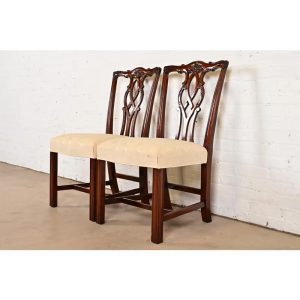 Kindel Furniture Georgian Carved Mahogany Side Chairs or Dining Chairs, Pair
