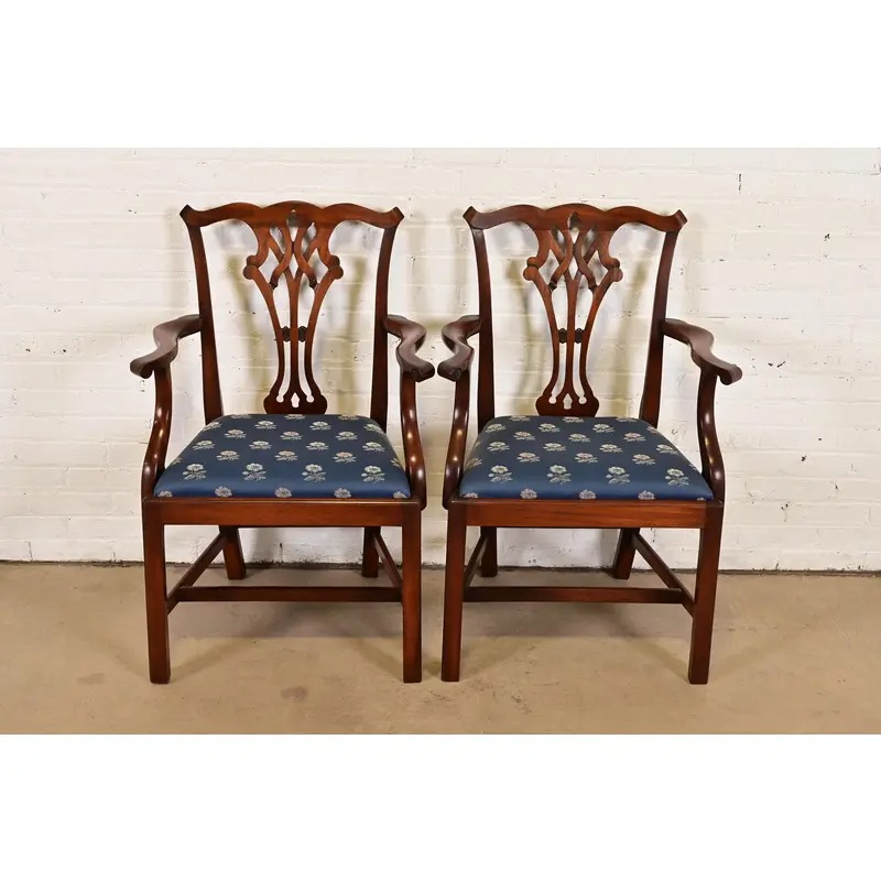 Baker Furniture Style Georgian Carved Mahogany Armchairs, Pair - Image 2