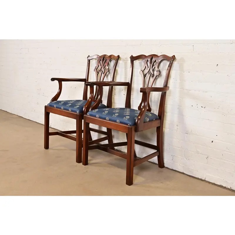 Baker Furniture Style Georgian Carved Mahogany Armchairs, Pair - Image 3