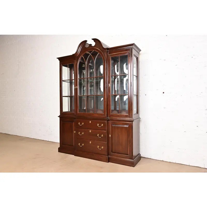 Ethan Allen Georgian Solid Cherry Wood Breakfront Bookcase Cabinet - Image 3