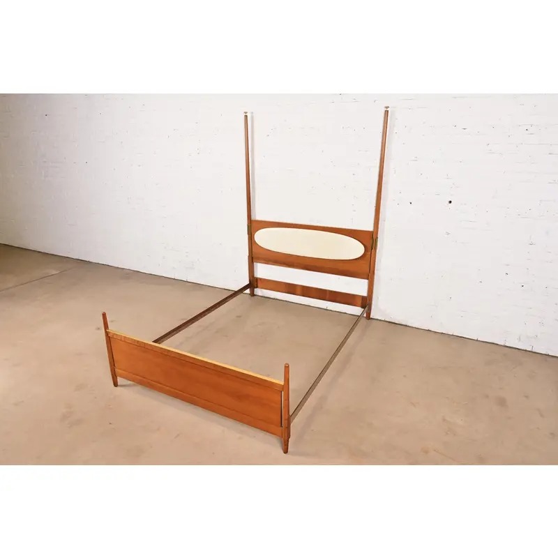 Kipp Stewart for Drexel Sun Coast Mid-Century Modern Cherry Wood Full Size Poster Bed, 1960s - Image 3