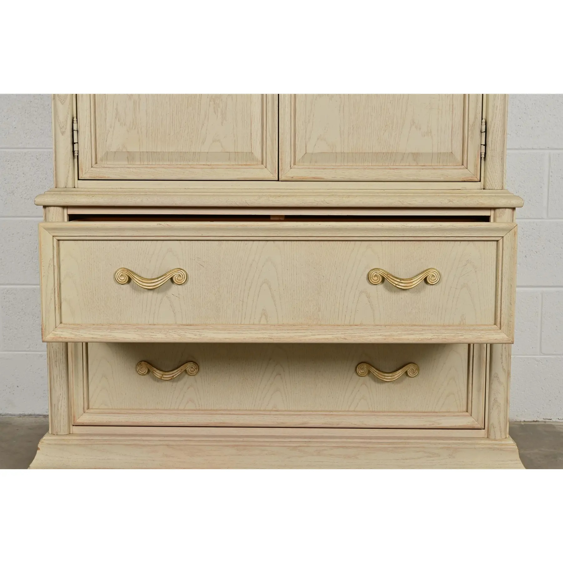 Thomasville Mediterranean Oak Armoire Dresser or Gentleman's Chest, Circa 1970s - Image 6